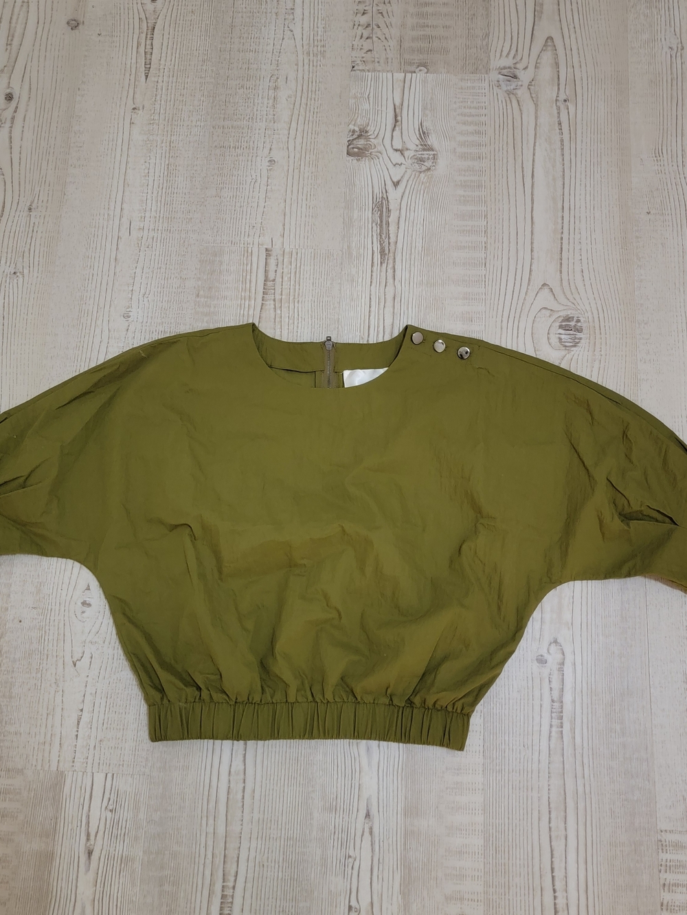 J.O.A. Olive Green Button-Shoulder Dolman Sleeve Crop Top Small Gorpcore